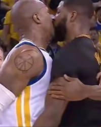 🤣说说你印象中NBA最有趣的一幕是哪一幕？