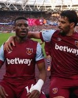 罗马诺：热刺继续推进签下库杜斯的谈判 个人条款已经谈妥