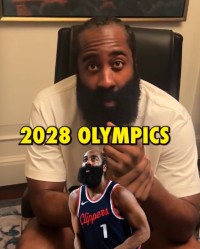 哈登评选28年梦之队：华子+布克+塔图姆+布朗+阿德巴约