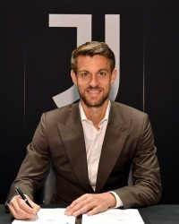 乐鱼体育app官方登录入口-意媒：萨索洛有意引进鲁加尼，但尤文倾向于留下他