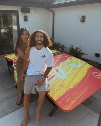 在线娱乐-【小吧社交秀】胡梅尔斯女友海边惬意度假 瓦尔加秀身材