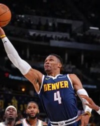 乐鱼体育app官方登录入口-转型！韦少状态回升的原因？减少自主进攻+增加无球