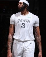 安全平台-Skip：那些嚷嚷湖人偷走东契奇的达拉斯球迷 现在还这么说吗