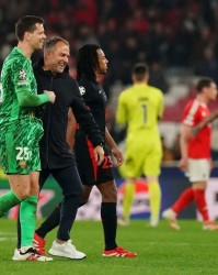 乐鱼体育app官方登录入口-马卡：为注册什琴斯尼腾出薪资空间，巴萨想让两名球员离队