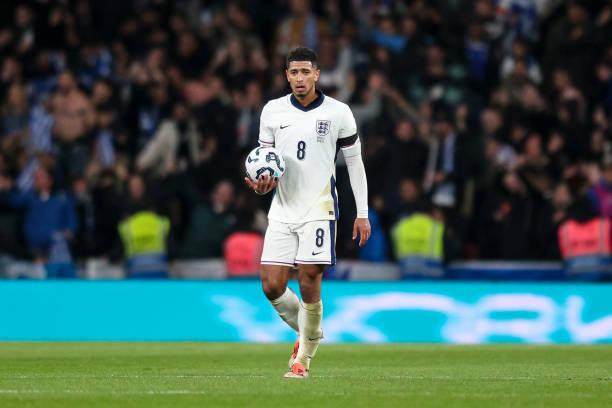 1728612290249087332.jpg 2177855595-612x612.jpg